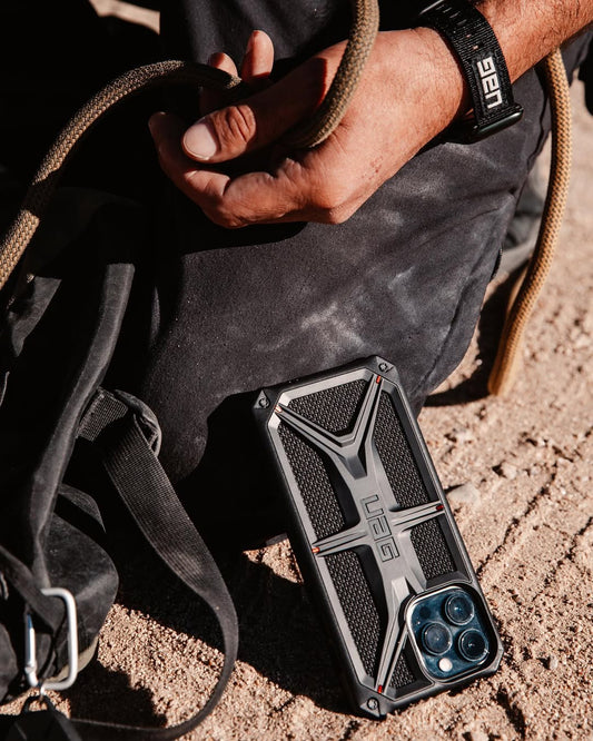 iPhone 15 Series Uag Monarch Armor Series Lightweight Slim Case Kevlar Series Black