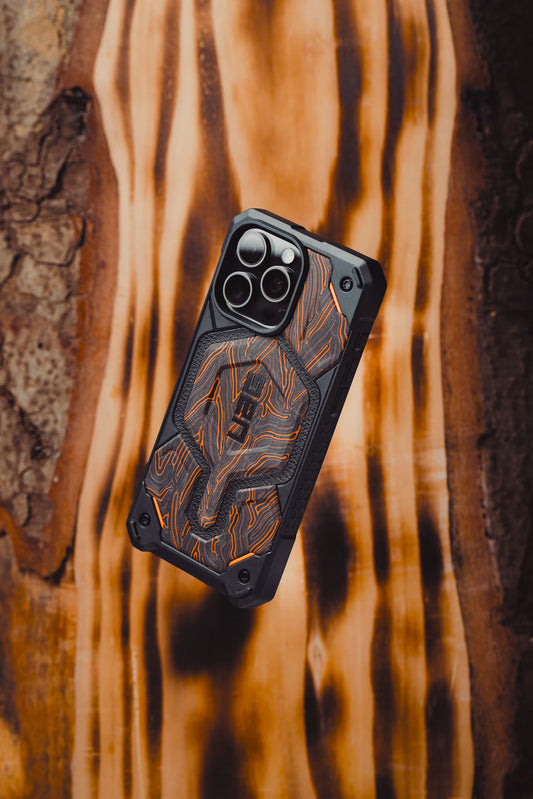 IPHONE 16 SERIES UAG IPHONE MONARCH PRO: MAGSAFE COMPATIBLE, RUGGED, SHOCKPROOF, PREMIUM PROTECTIVE COVER ORANGE COLOR