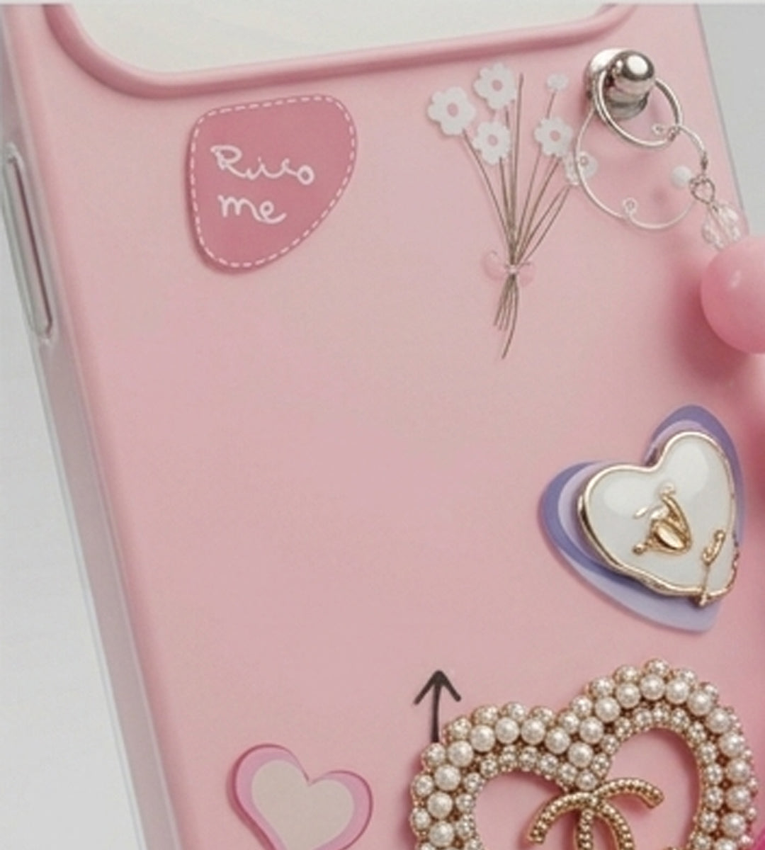 IPHONE 17 SERIES LUXE COQUETTE HEART: PEARL-EMBELLISHED, TRENDY CHARM STRAP, PREMIUM FASHION COVER PINK