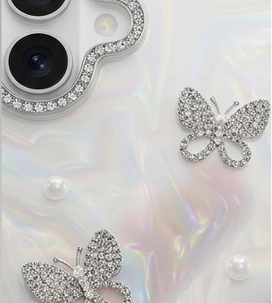 IPHONE 17 SERIES LUXURY PEARLESCENT BUTTERFLY CHARM CASE WITH DUAL PEARL & CRYSTAL WRISTLET