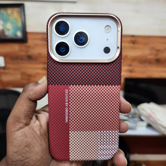 iPhone 17 Pro & 17 Pro Max 0.8mm Ultrathin Carbon Fiber Texture Case with Magsafe Red