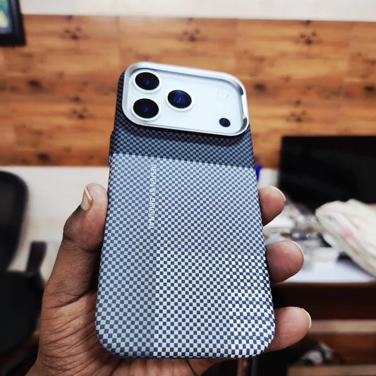 iPhone 17 Pro & 17 Pro Max 0.8mm Ultrathin Carbon Fiber Texture Case with Magsafe gray